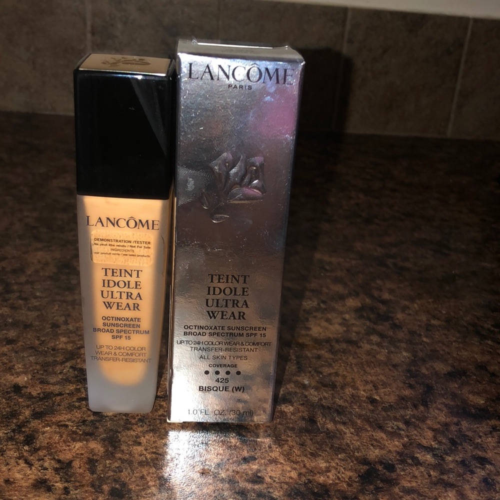 Lancome 24hr Teint idole wear foundation
